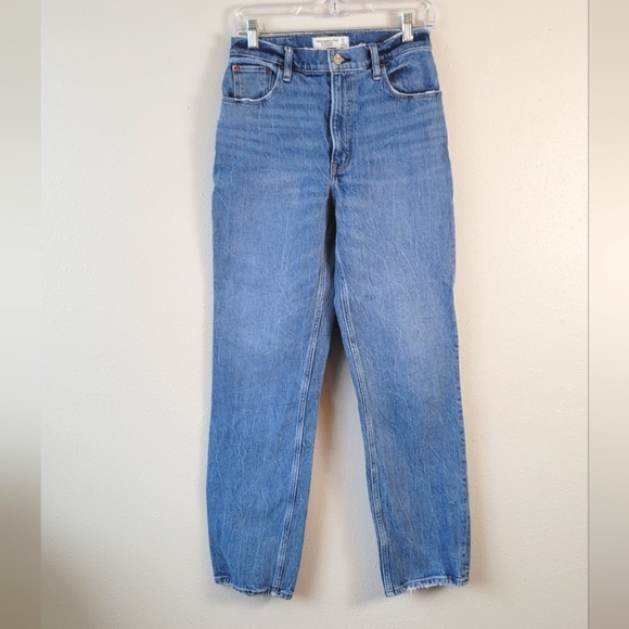 Abercrombie & Fitch 90's Straight Ultra High Rise Medium Wash Denim Jeans sz 27 - Picture 1 of 8